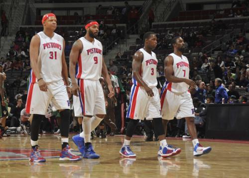 王牌对决！姆巴佩21场25球4助，哈兰德20场20球3助（巅峰争锋：姆巴佩21战25球4助，哈兰德20战20球3助）