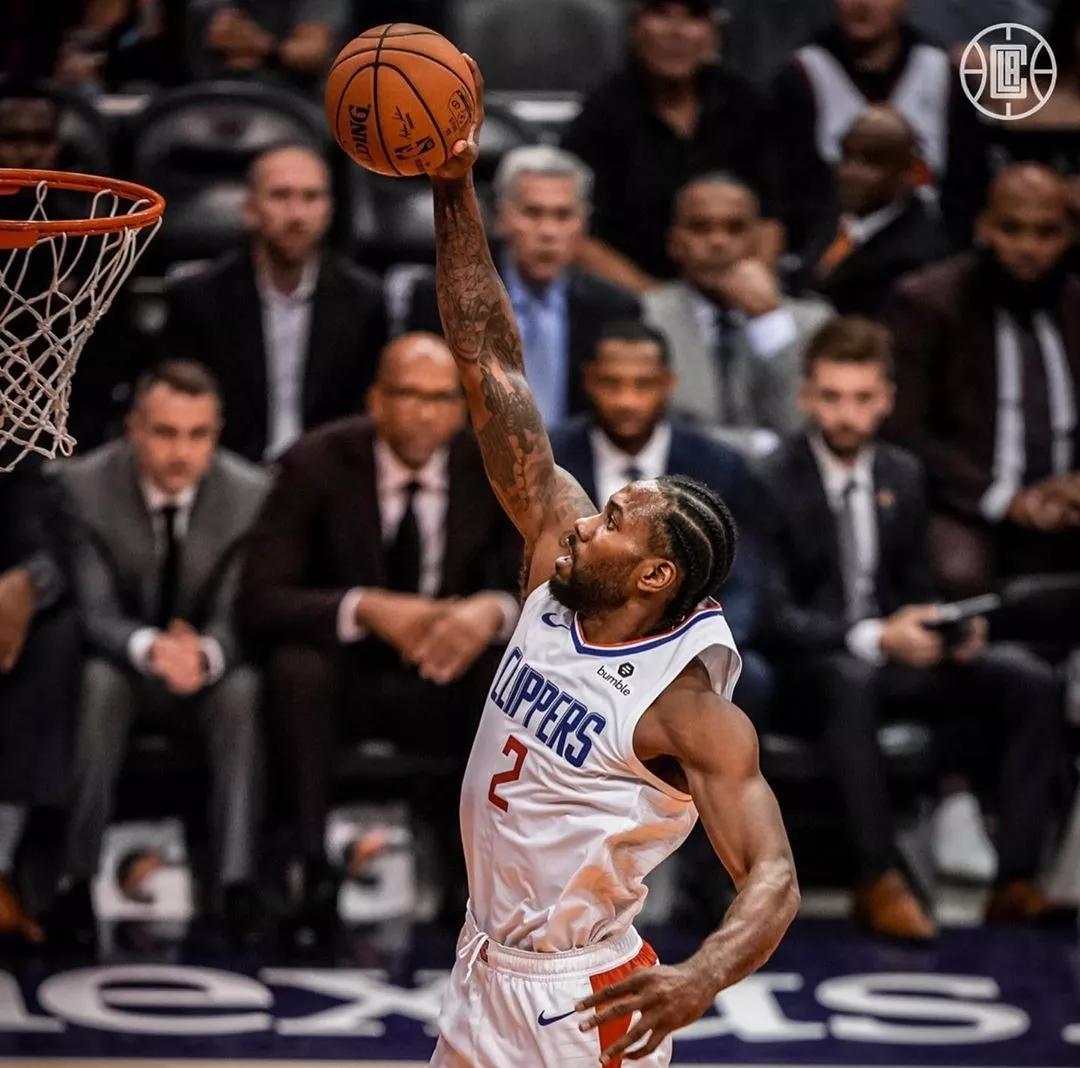 斯基拉：早安哥是那不勒斯非卖品，7000万解约金2027年才生效（斯基拉：那不勒斯不卖早安哥，7000万解约条款要到2027年才生效）