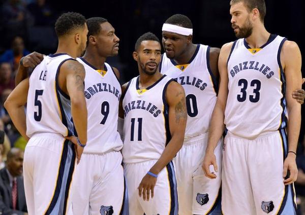 47岁王励勤被委以重任，级别已超过刘国梁，妻子也低调“退隐”（47岁王励勤升任要职，级别已超刘国梁，妻子低调退居幕后）