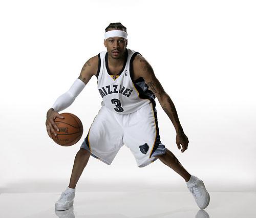 邮报：利物浦仍在与科纳特就续约进行积极谈判（邮报：利物浦与科纳特的续约谈判仍在积极推进）